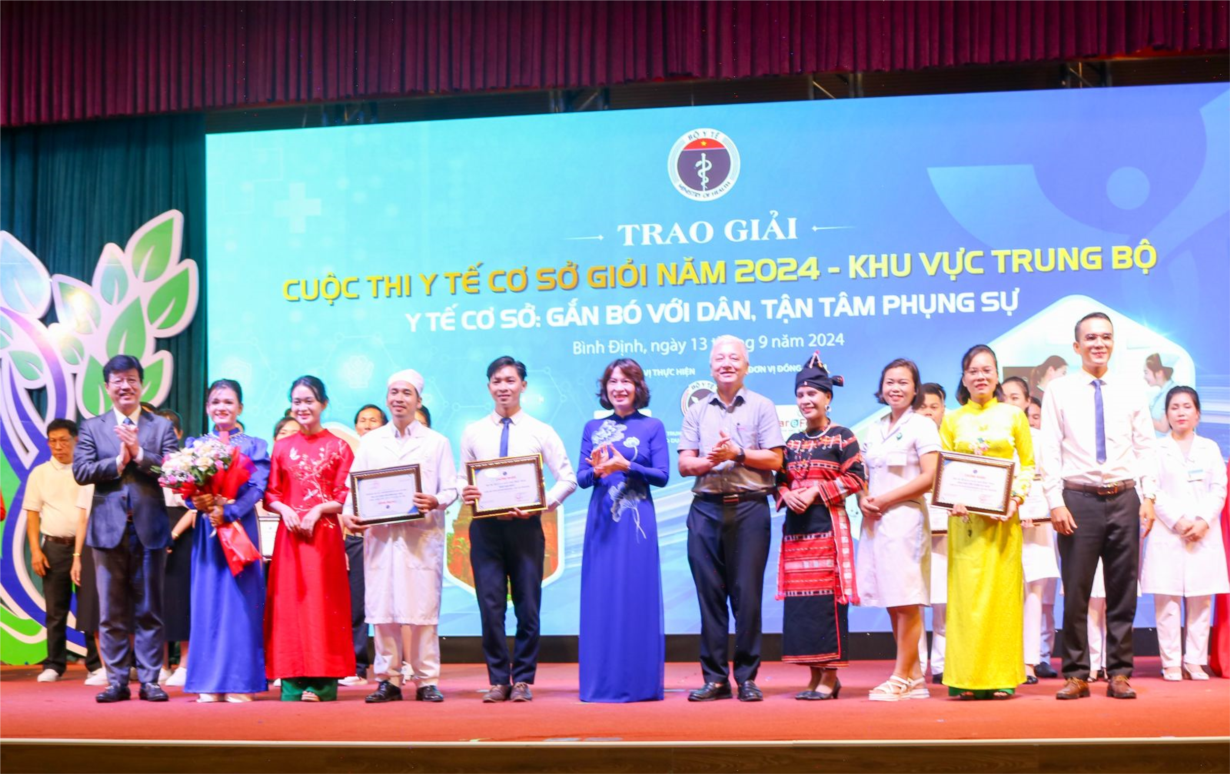 
 Tôn vinh đội ngũ y tế cơ sở qua cuộc thi “Y tế cơ sở giỏi năm 2024”  khu vực Trung Bộ (15/09/2024)